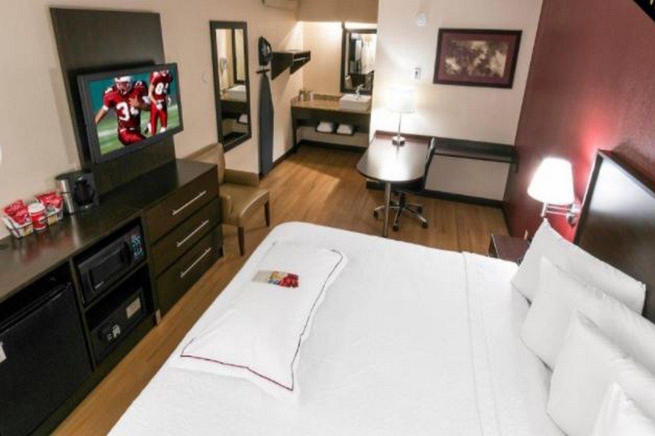 Red Roof Inn Plus+ Philadelphia Airport Essington Exterior photo