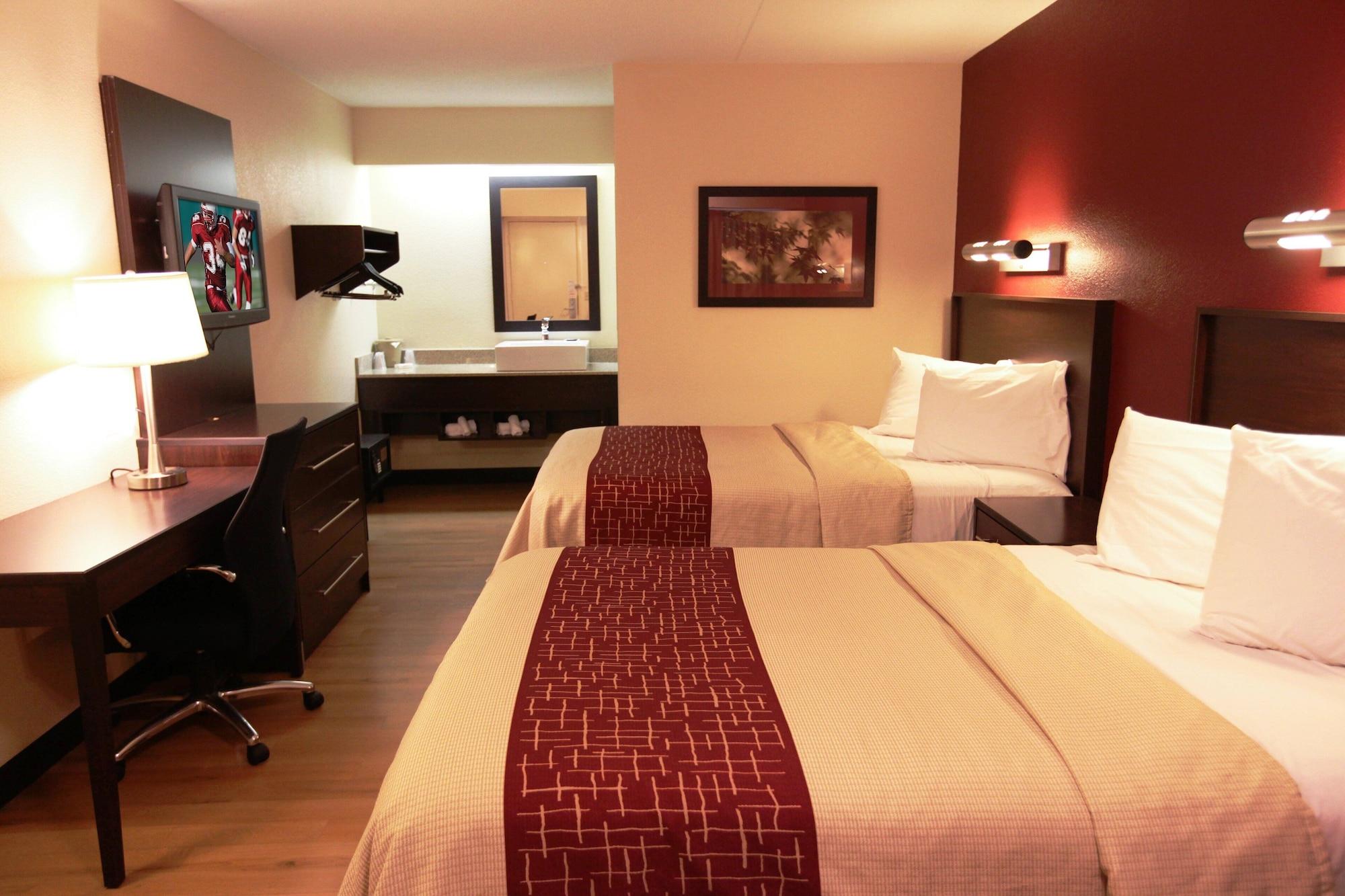 Red Roof Inn Plus+ Philadelphia Airport Essington Exterior photo