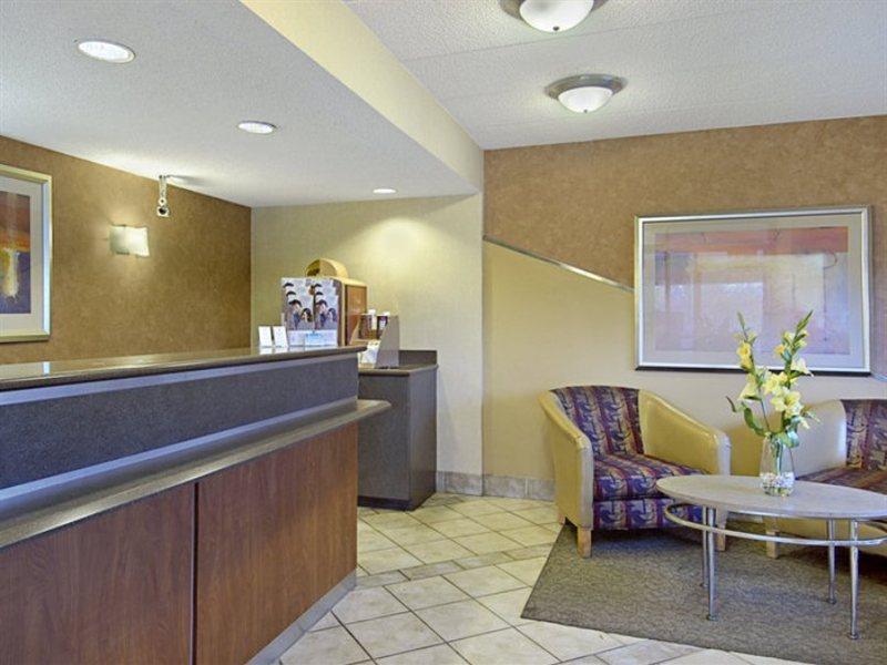 Red Roof Inn Plus+ Philadelphia Airport Essington Interior photo